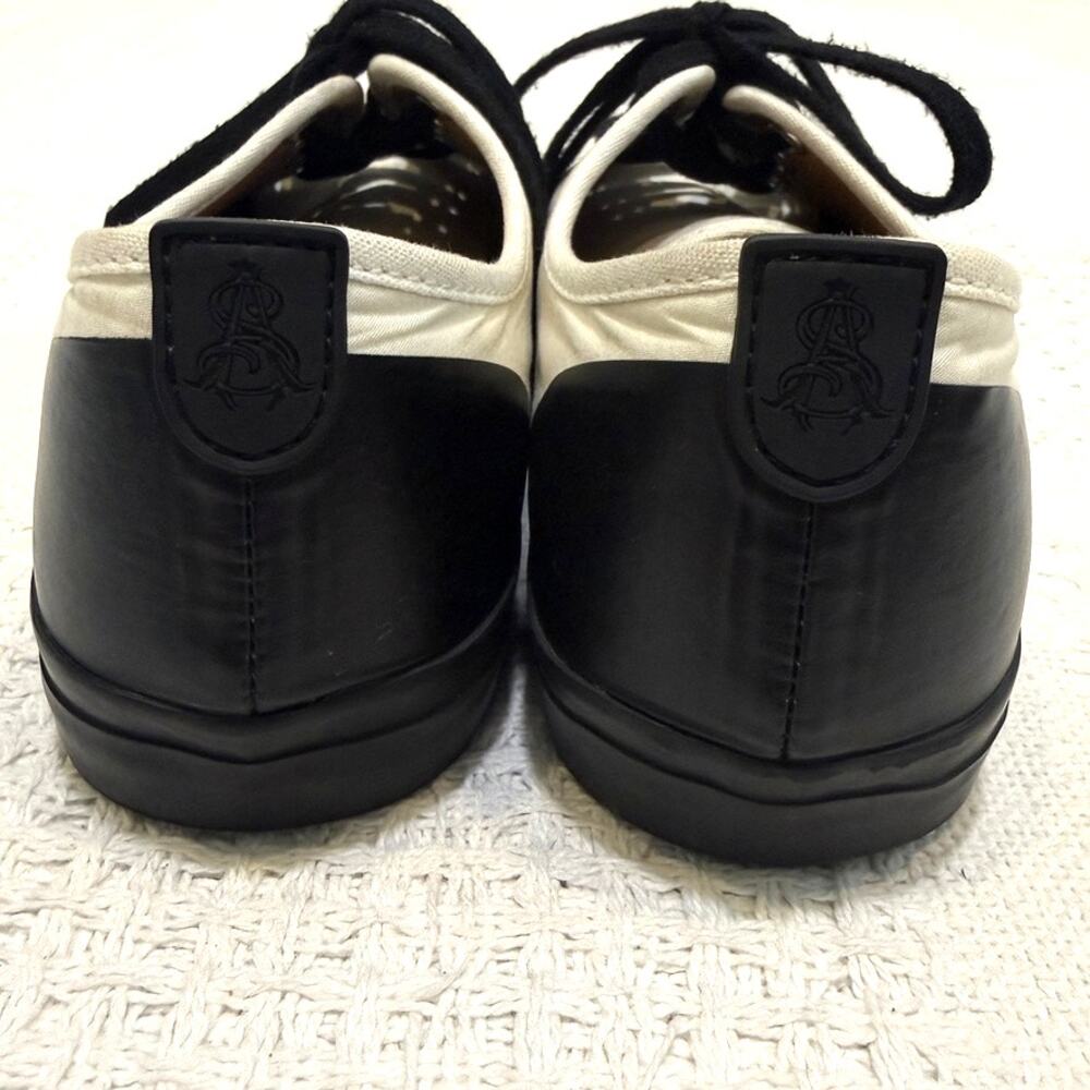 The Office of Angela Scott 9.5 El Capitan two-tone canvas sneakers 3274 - Picture 3 of 10